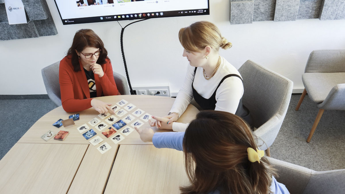Du-serious-game-digital-au-jeu-de-plateau-pourquoi-le-marché-revient-à-une-approche-multimodale,-et-qui-sont-les-nouveaux-acteurs Du serious game digital au jeu de plateau : pourquoi le marché revient à une approche multimodale, et qui sont les nouveaux acteurs ?